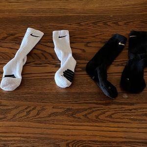 White and black Nike elite socks 6-8